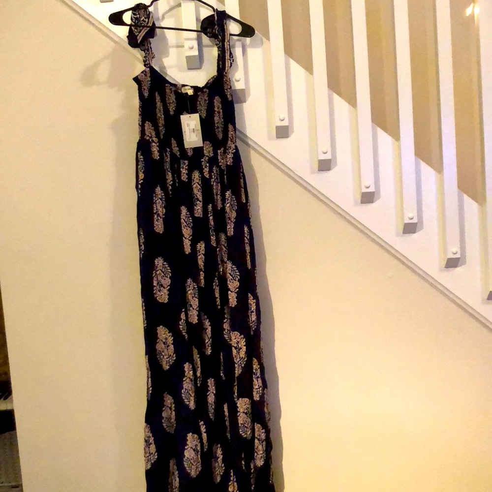 Women’s navy maxi dress